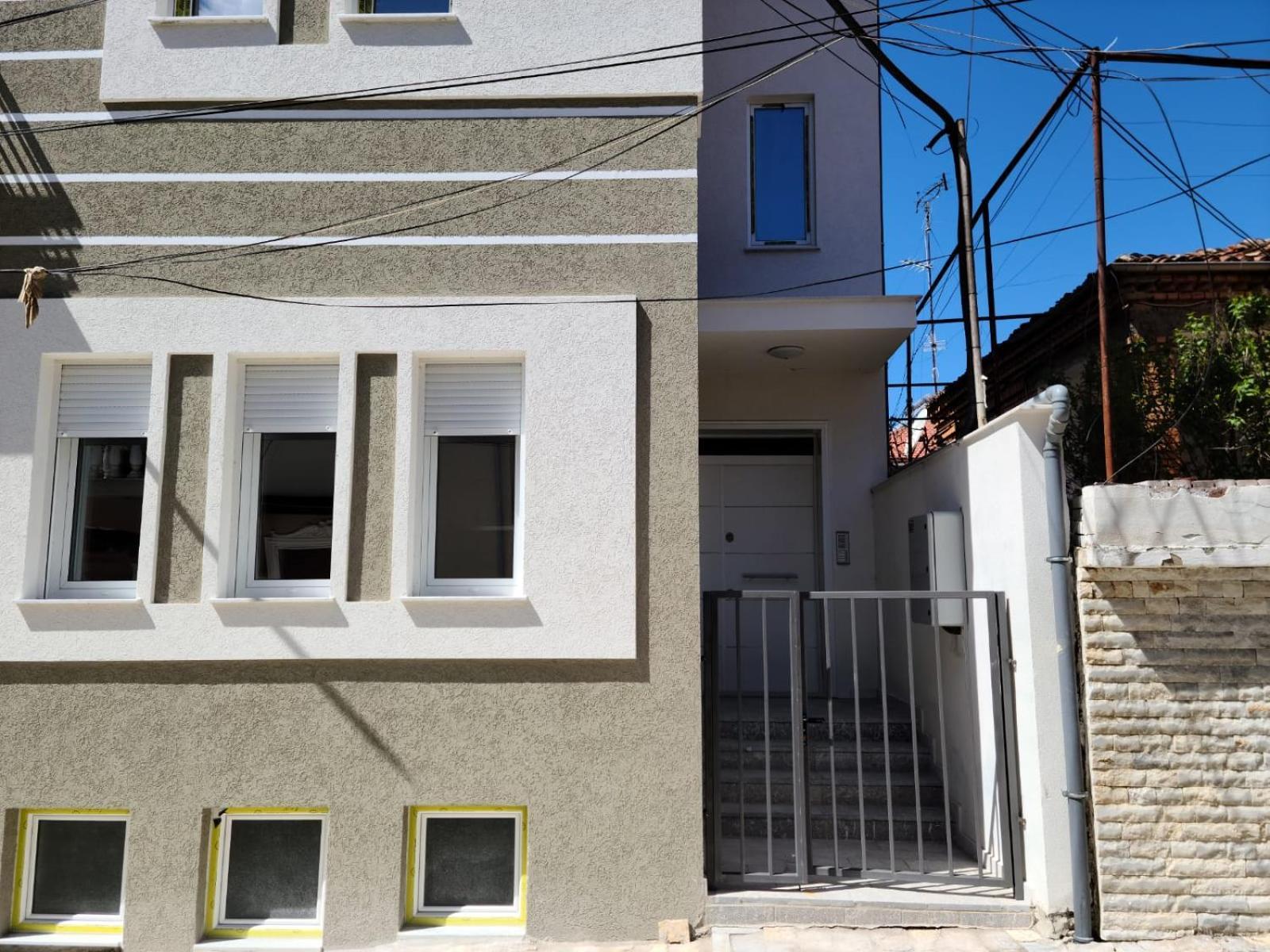 Travelers' Korca Home Exteriér fotografie